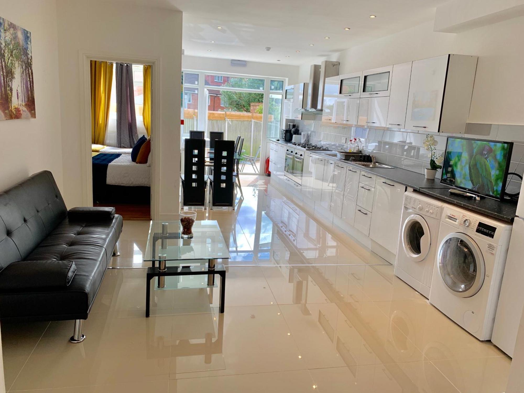 London Studio Apartments, Private Bathrooms And Parking Ilford Kültér fotó