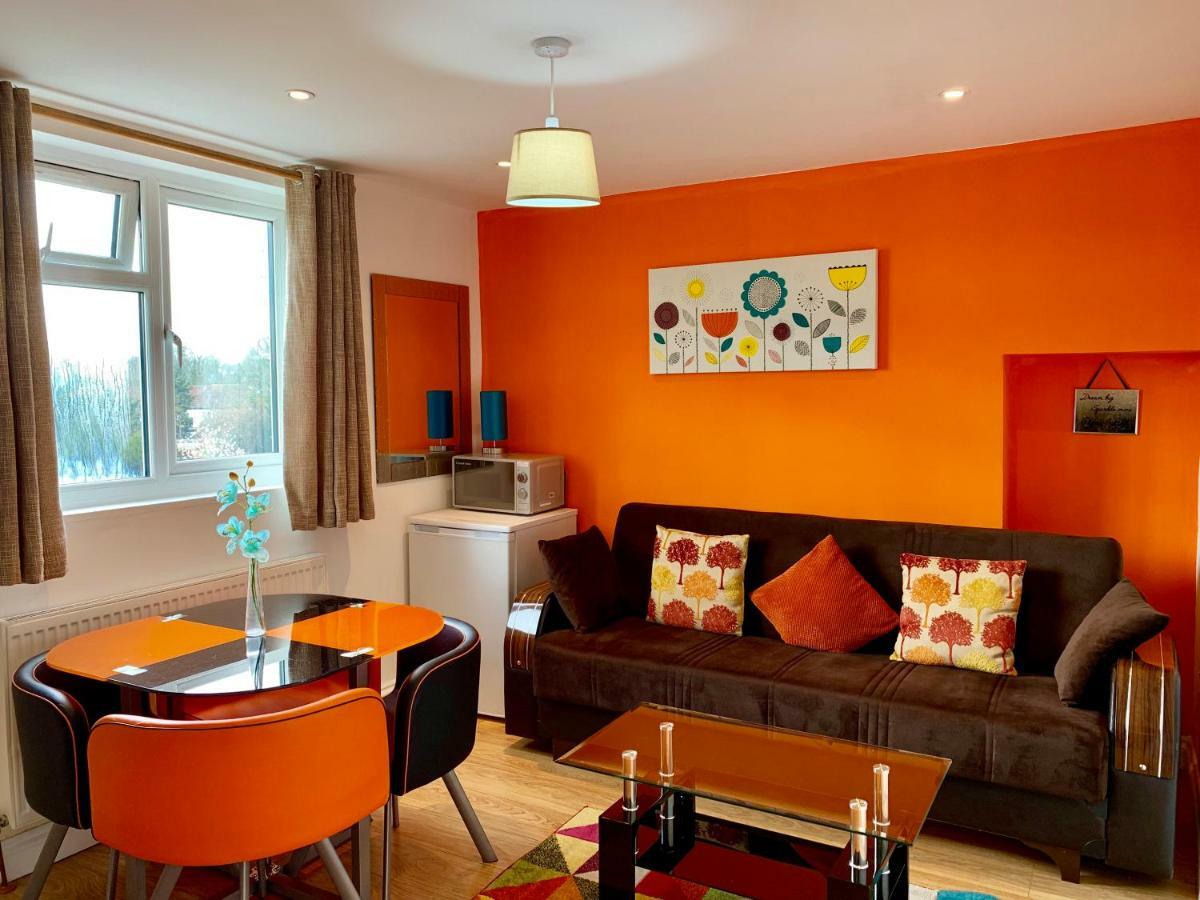 London Studio Apartments, Private Bathrooms And Parking Ilford Kültér fotó