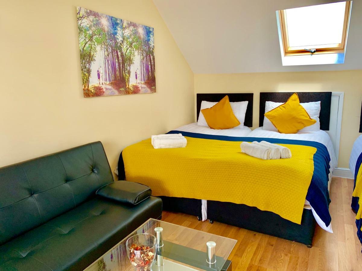 London Studio Apartments, Private Bathrooms And Parking Ilford Kültér fotó