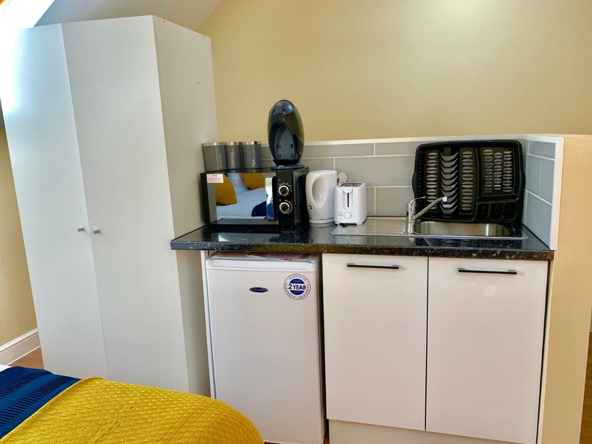 London Studio Apartments, Private Bathrooms And Parking Ilford Kültér fotó